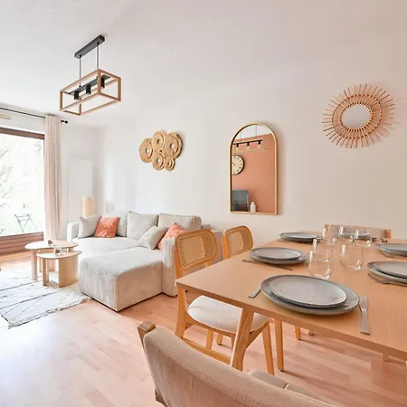 Les Romains Brand-new T4 & Terrace