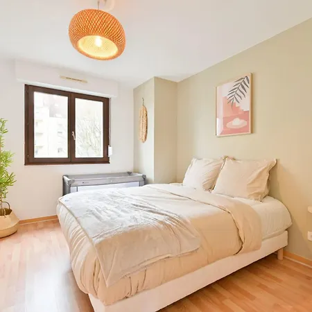 Apartamento Les Romains Brand-new T4 & Terrace