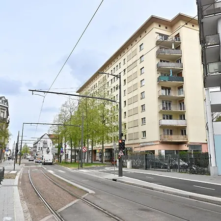 Apartamento Les Romains Brand-new T4 & Terrace *