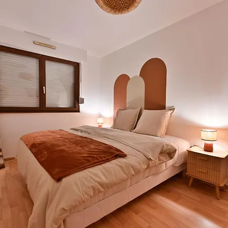 Apartamento Les Romains Brand-new T4 & Terrace
